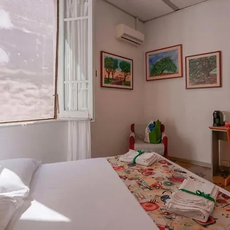 Lungomare Casa Diaz Alojamento de Acomodação e Pequeno-almoço 3*